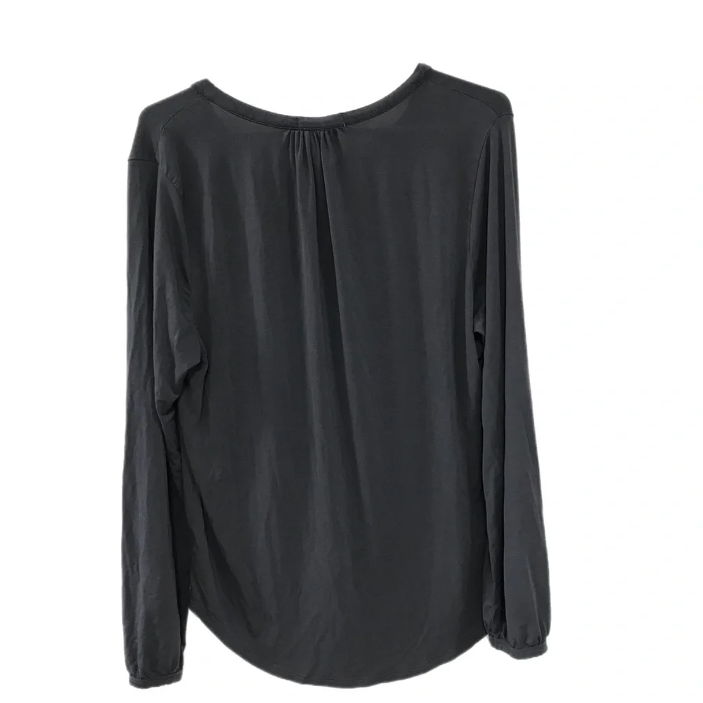 Barefoot Dreams Gray Luxe Milk Jersey Namaste Top - Picture 4 of 7